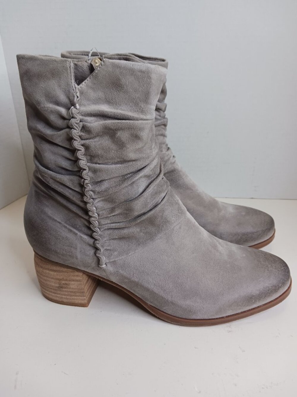 Antelope Women's Nona Ruched Suede Light Grey Heel Boots size 40 US 9-9.5M